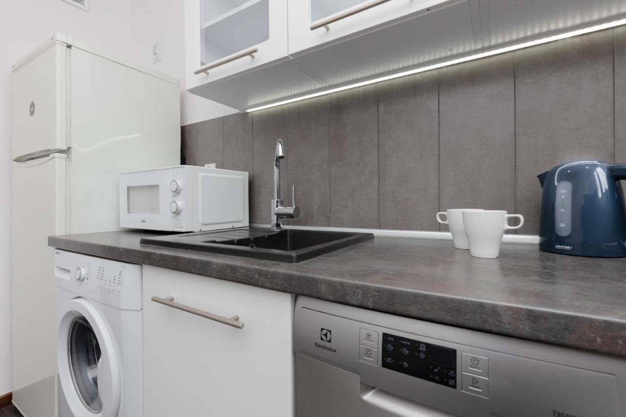 Old Town Spacious Apartment Bonifraterska By Renters Warsaw Ngoại thất bức ảnh